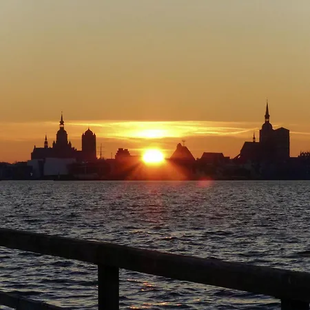 Kuhlmann By Interhome * Altefähr